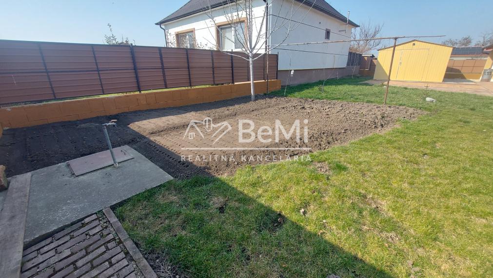 Rezervované.Predaj  dom(chalupu) Rastislavice(246-12-JUF)