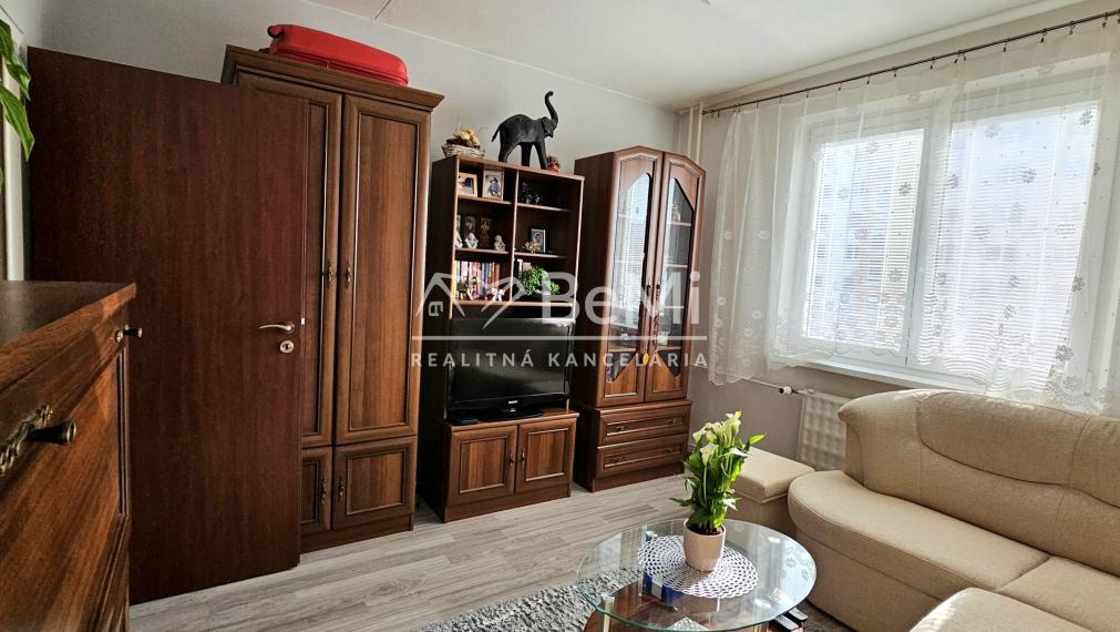 4-IZBOVÝ BYT 72m2 CLEMENTISA RIMAVSKÁ SOBOTA - NA PREDAJ