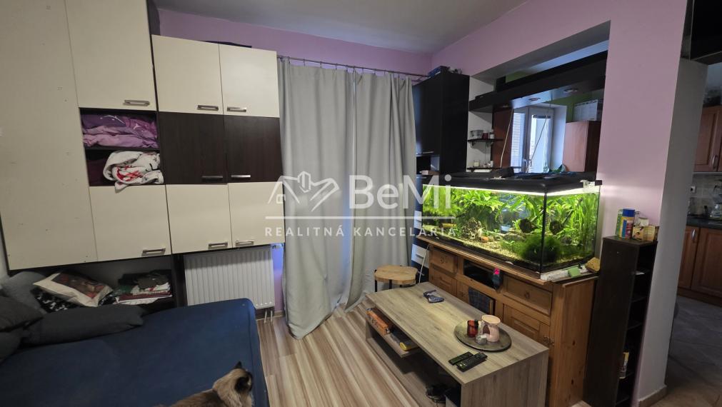 Predaj 2-izbový byt s garážou a 2 balkónmi – Melčice-Lieskové