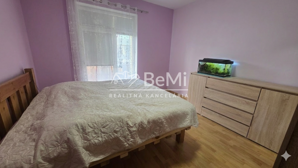 Predaj 2-izbový byt s garážou a 2 balkónmi – Melčice-Lieskové