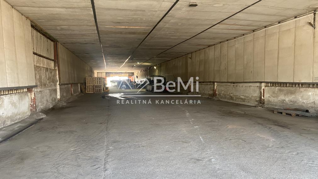 Skladová hala 1000 m² + spevnená plocha 2000 m² – Tvrdošovce, okres Nové Zámky  ID 003-14-BEST