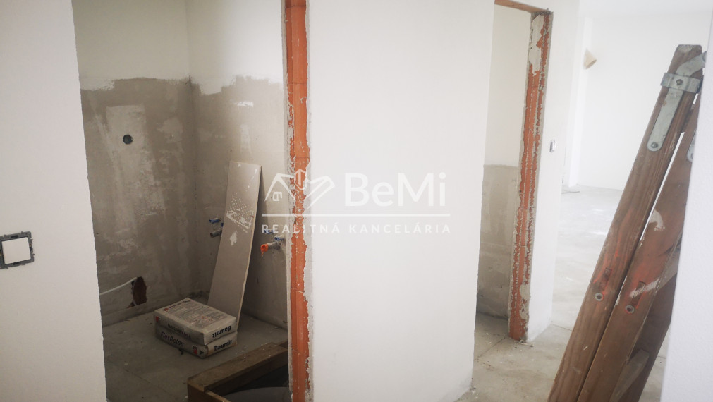 Moderná novostavba , 4 izbový rodinný dom v obci Žihárec ID 422-12-MIG