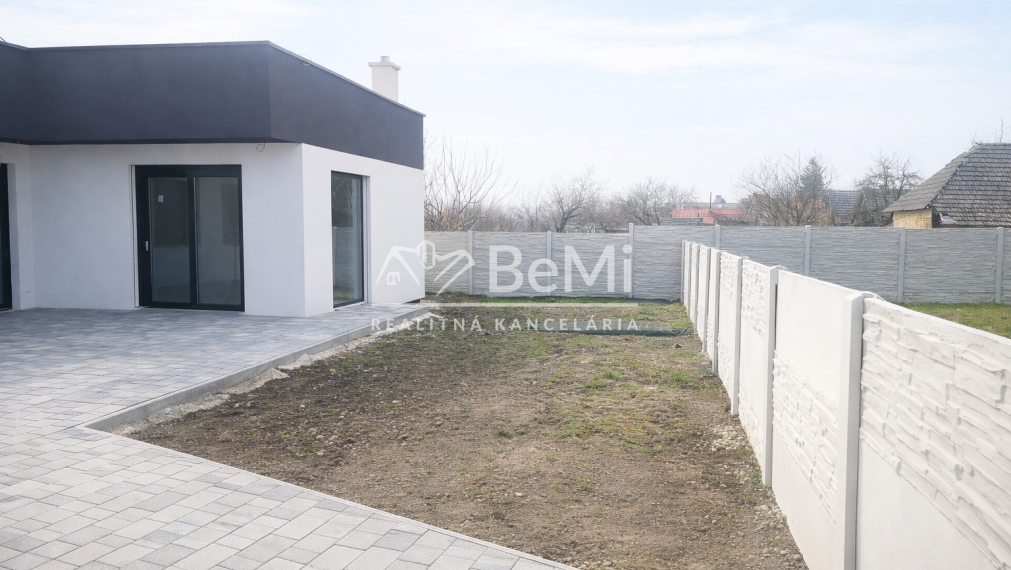 Moderná novostavba , 4 izbový rodinný dom v obci Žihárec ID 422-12-MIG