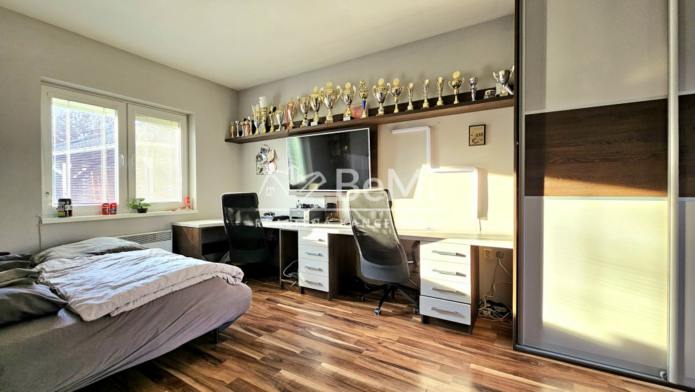 3 DOMY NA JEDNOM POZEMKU RIMAVSKÁ SOBOTA, SOBȎTKA-NA PREDAJ