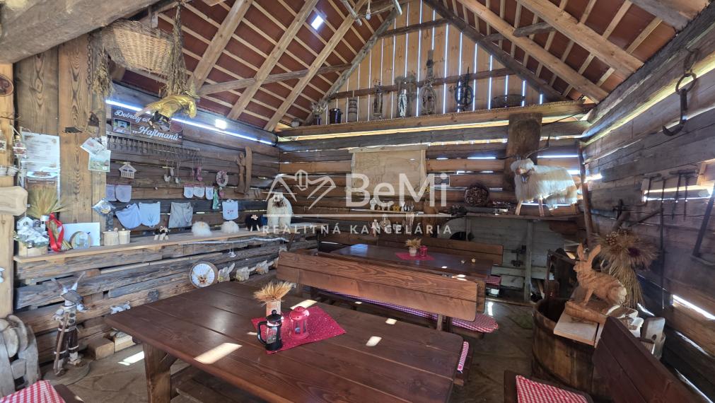 Exkluzívny pozemok s domom v srdci prírody  Žítková pri Trenčíne