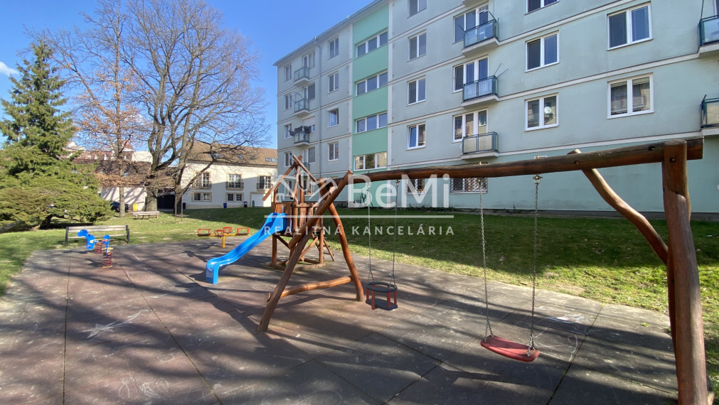 Byt Nitra CENTRUM 3- izbový 64 m2 „Pri parku“ ID 607-113-MIG