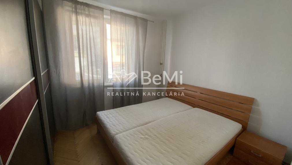 Byt Nitra CENTRUM 3- izbový 64 m2 „Pri parku“ ID 607-113-MIG