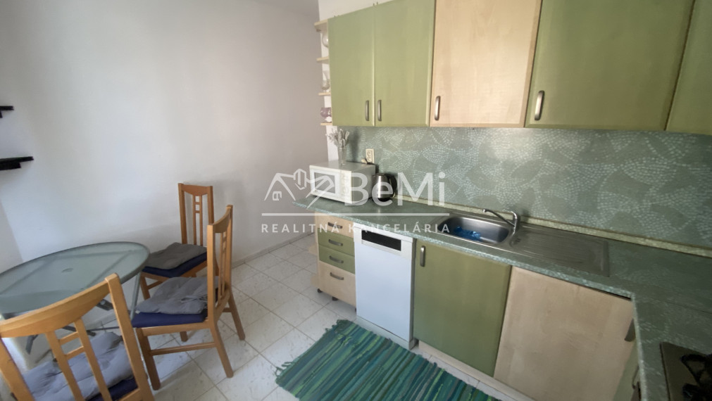 Byt Nitra CENTRUM 3- izbový 64 m2 „Pri parku“ ID 607-113-MIG