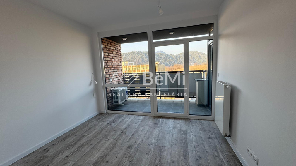 Na predaj 2-izbový byt s parkovacím miestom - Ružomberok