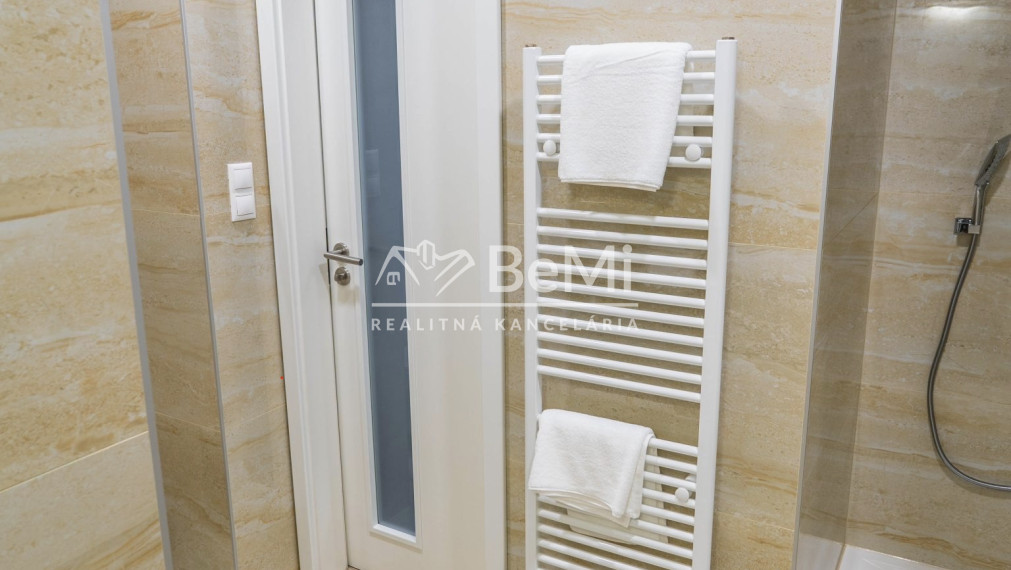 Na predaj 2-izbový byt s parkovacím miestom - Ružomberok