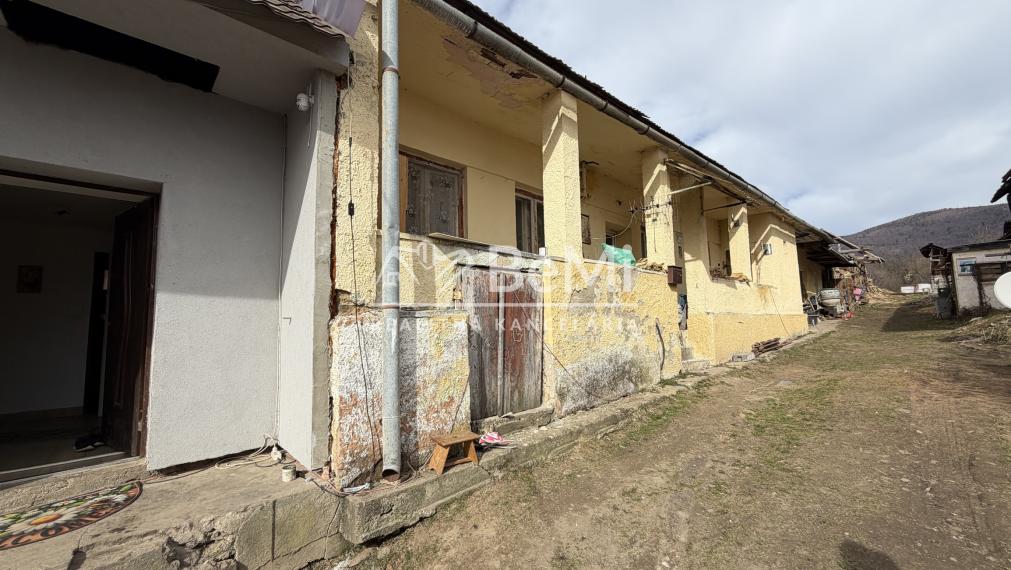 Rodinný dom v obci Čierna lehota-NA PREDAJ