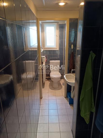 Prenájom: Kancel. priestory, 12m2-22m2, Žilina (251-28-MACH)