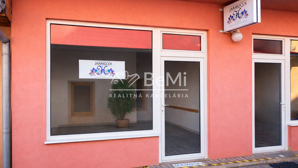 NA PRENÁJOM –  obchodné priestory 24m2, Nitra – centrum