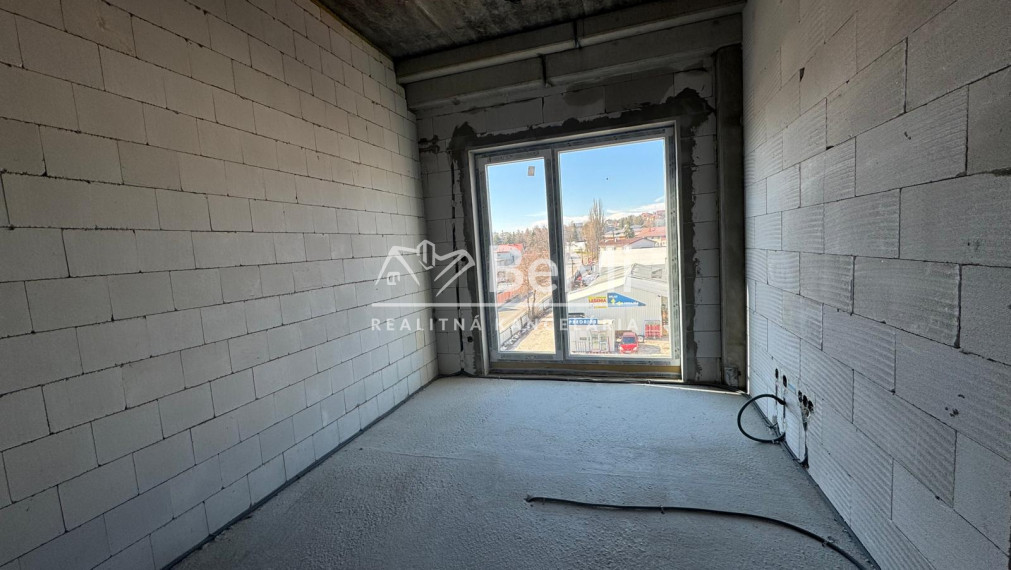 Ponúkame na predaj 2-izbový apartmán s balkónom - Námestovo