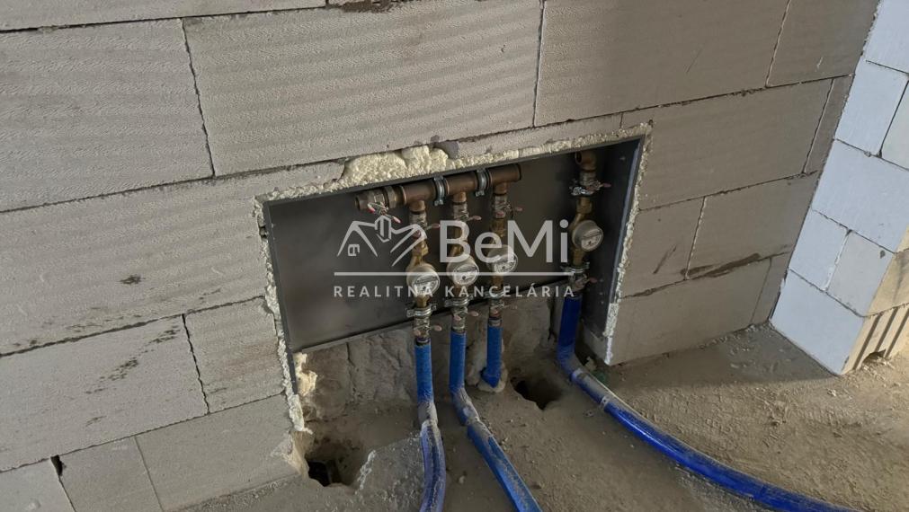 Ponúkame na predaj 2-izbový apartmán 46m2 - Námestovo Polom