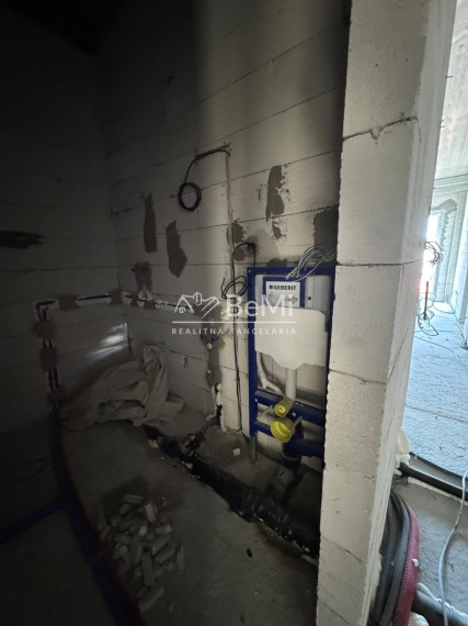 Ponúkame na predaj 2-izbový apartmán 46m2 - Námestovo Polom