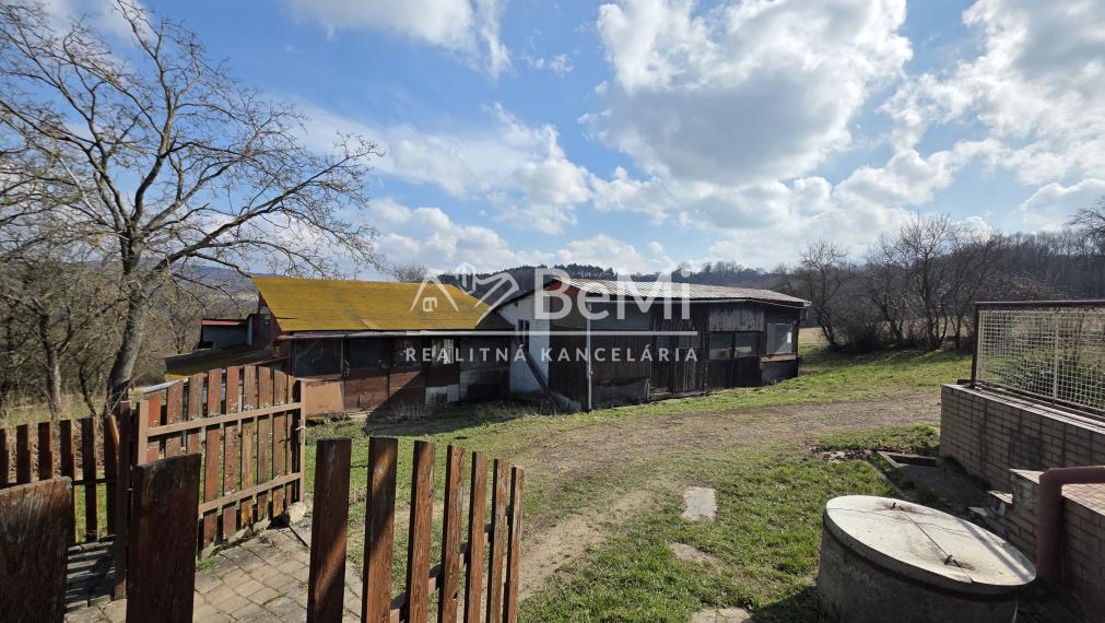 Predaj rodinného domu / chalupy na samote – Brestové, kopanice