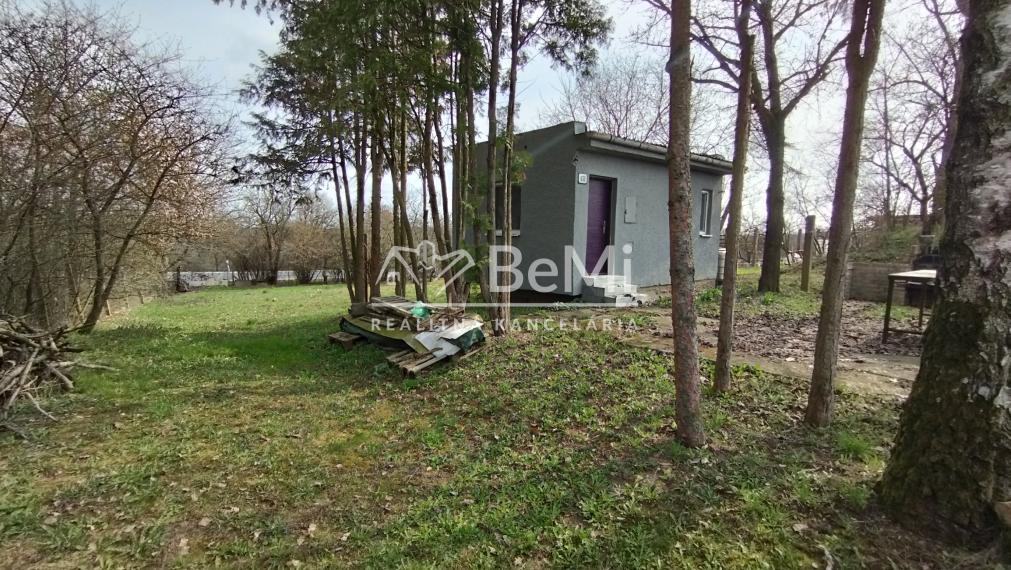 Chatka so záhradou na predaj -Lučenec