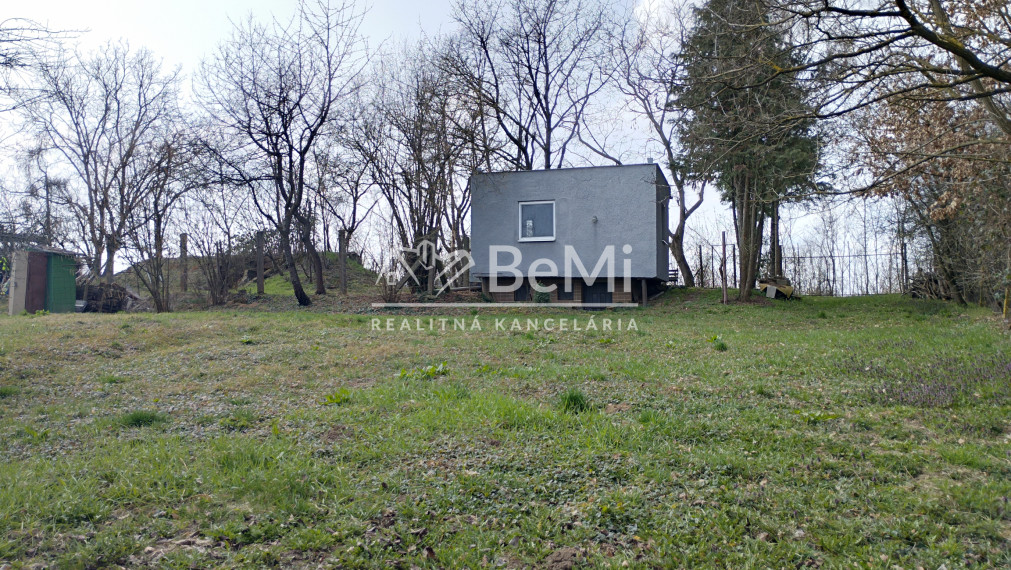 Chatka so záhradou na predaj -Lučenec