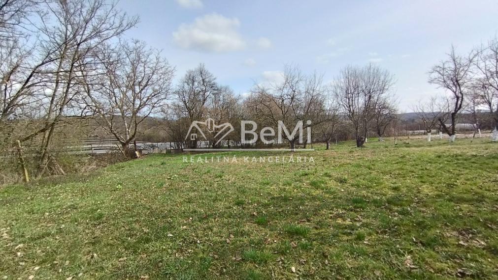 Chatka so záhradou na predaj -Lučenec