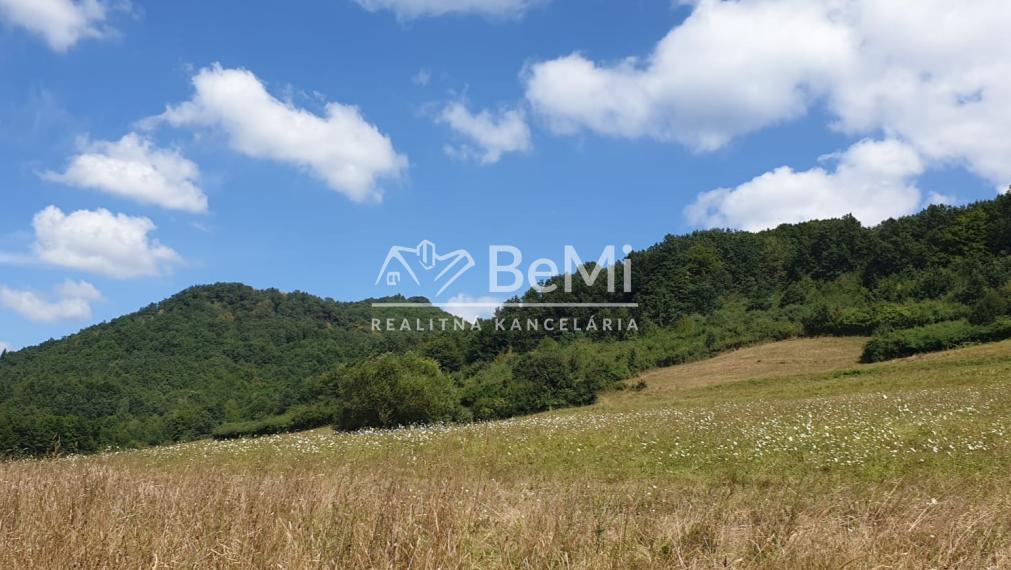 Stavebný POZEMOK...920m2...Horné Hámre (178-14-DARE)