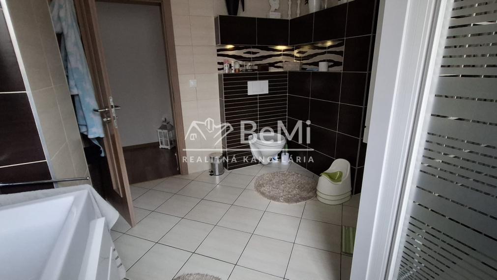 Rodinný dom po kompletnej rekonštrukcii v Zubrohlave