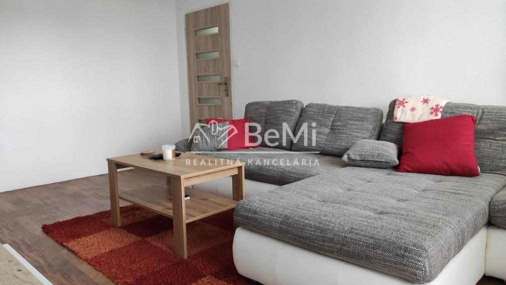 Nitra CHRENOVÁ 2,5 i byt ID 608-112-MIG