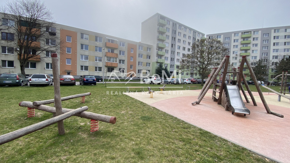 Nitra CHRENOVÁ 2,5 i byt ID 608-112-MIG