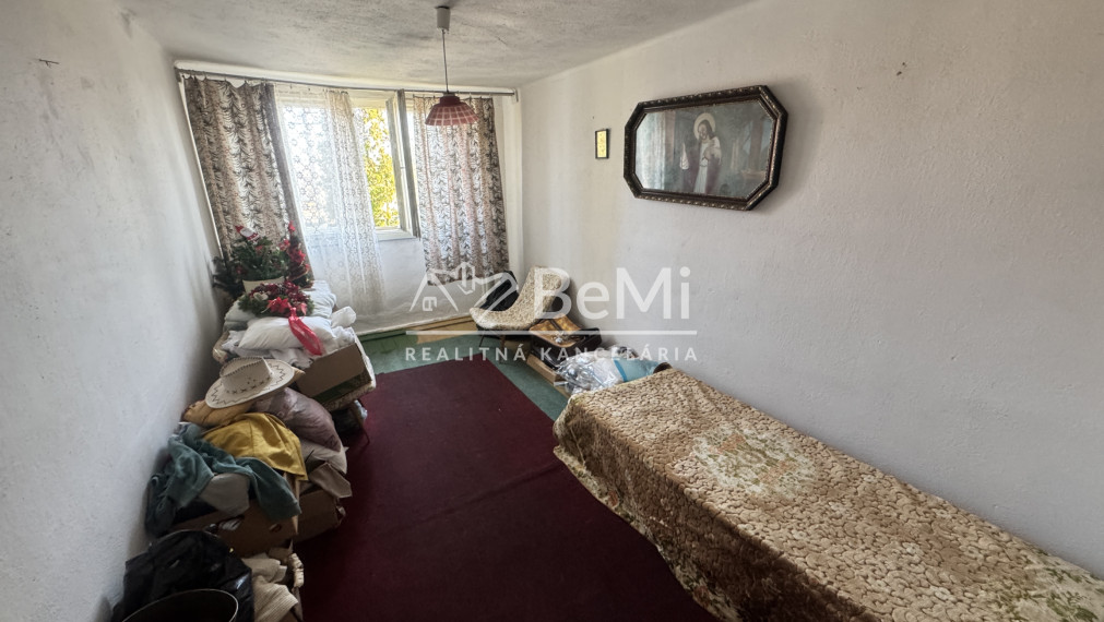 7-izbový rodinný dom, veľká záhrada, garáž, investičná príležitosť - Vinodol