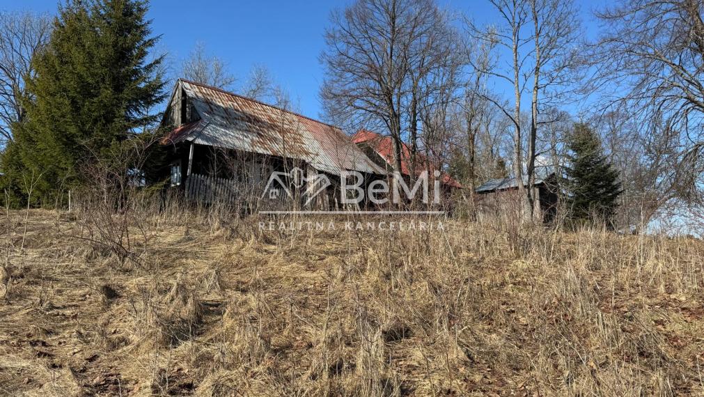 NA PREDAJ CHATA V OBCI ORAVSKÁ LESNÁ