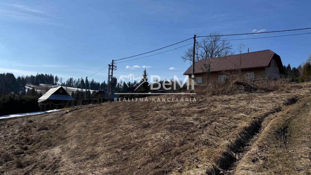 NA PREDAJ CHATA V OBCI ORAVSKÁ LESNÁ