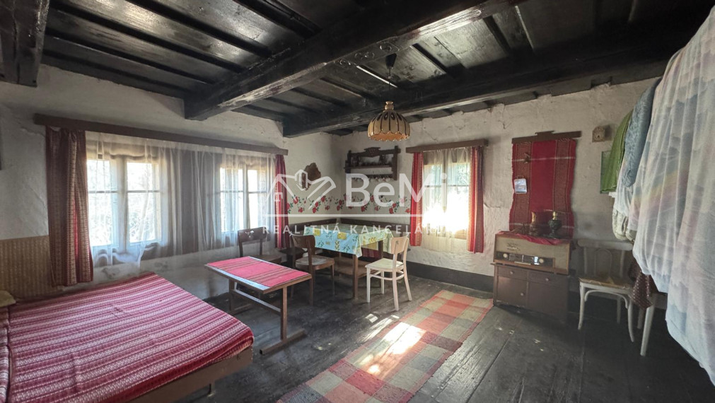 NA PREDAJ CHATA V OBCI ORAVSKÁ LESNÁ