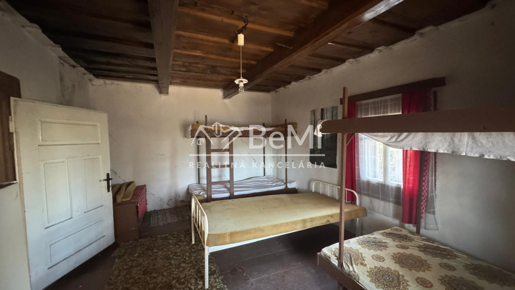 NA PREDAJ CHATA V OBCI ORAVSKÁ LESNÁ