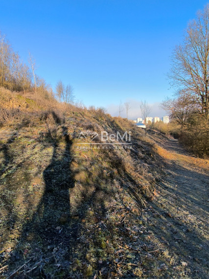 pozemok na výstavbu Považská Bystrica, 833m2