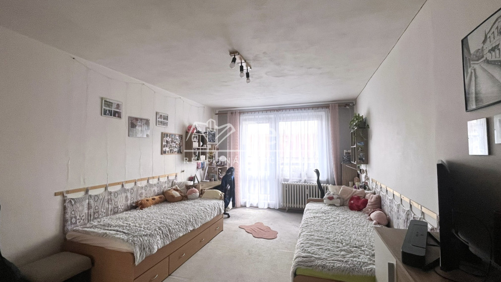 2 izbový slnečný byt, 64 m2, Brezno