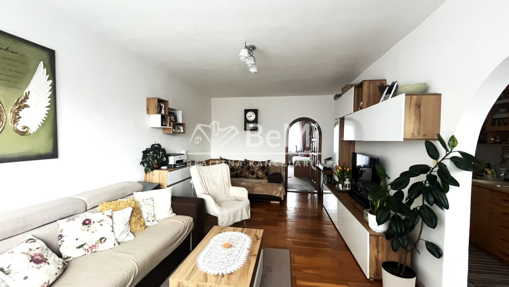 2 izbový slnečný byt, 64 m2, Brezno