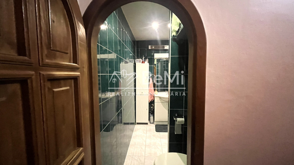 2 izbový slnečný byt, 64 m2, Brezno