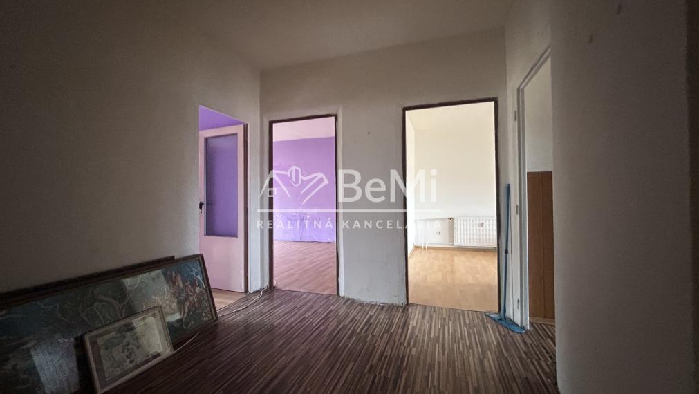 Na predaj 3 izbový byt v meste Veľký Krtíš