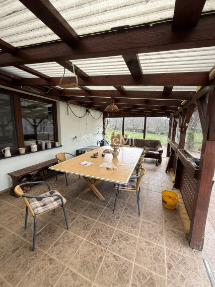 DOM / CHALUPA POD LESOM – JAZIERKO, POZEMOK 5000 m²