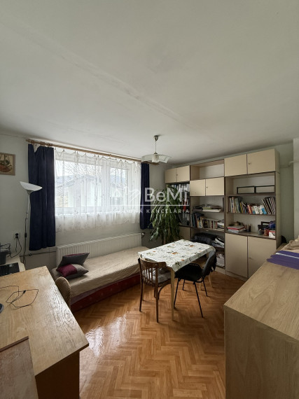 DOM / CHALUPA POD LESOM – JAZIERKO, POZEMOK 5000 m²