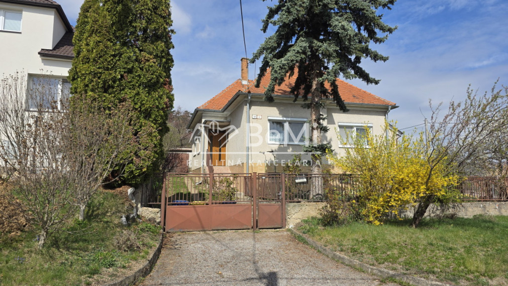 045-12-PAMAa Rodinný dom Nitra-Čermáň