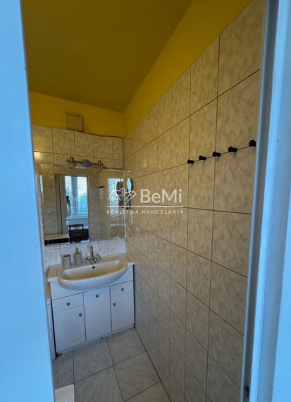046-112-PAMA 2 izbový byt Chrenová