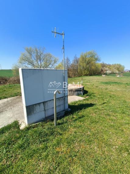 Lukratívny pozemok pre IBV, Bánovce nad Bebravou, 7297m2. 013-14-RAKOa