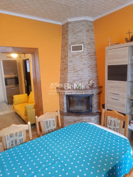 Zrekonštruovaný 3-izbový RD, Mýtna N. Ves, úplne sebestačný. 014-12-RAKOa