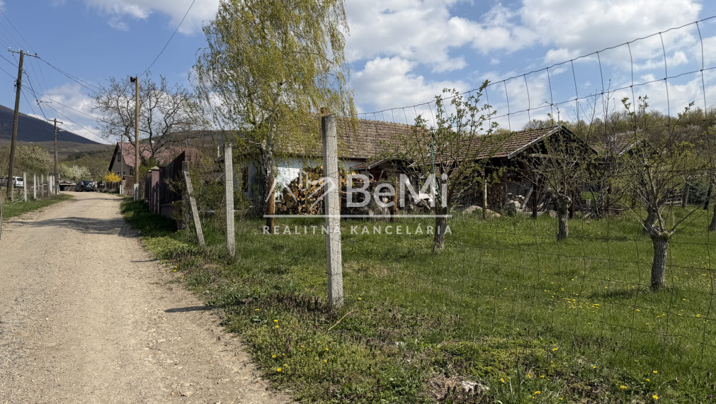 Pozemok vo výmere 4000 m2 v obci Fony- Maďarsko