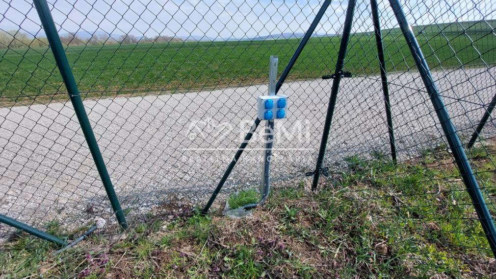 Predaj - akcia na prvé dve rekreačné záhradky v obci Bošany
