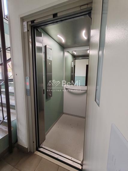 REZERVOVANÝ 1,5 izbový byt v Košiciach - Nad jazerom