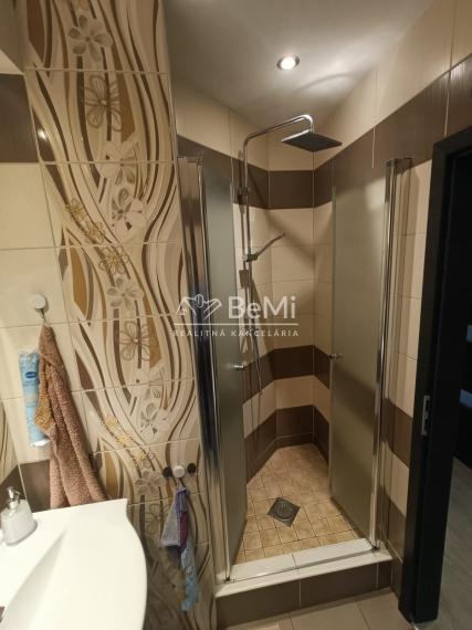 3-izbový byt (85m²) v TOP stave, klíma, zateplený dom, TO. 014-113-RAKOEa