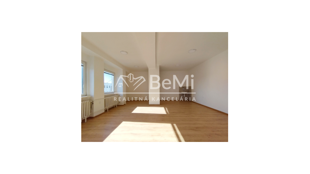 Kancelársky/prevádzkový priestor na prenájom-Lučenec