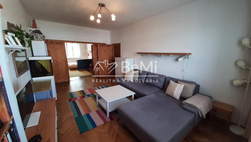 Štýlový 2 izbový byt,89m2 Nitra-Staré Mesto ID 008-112-VISKa